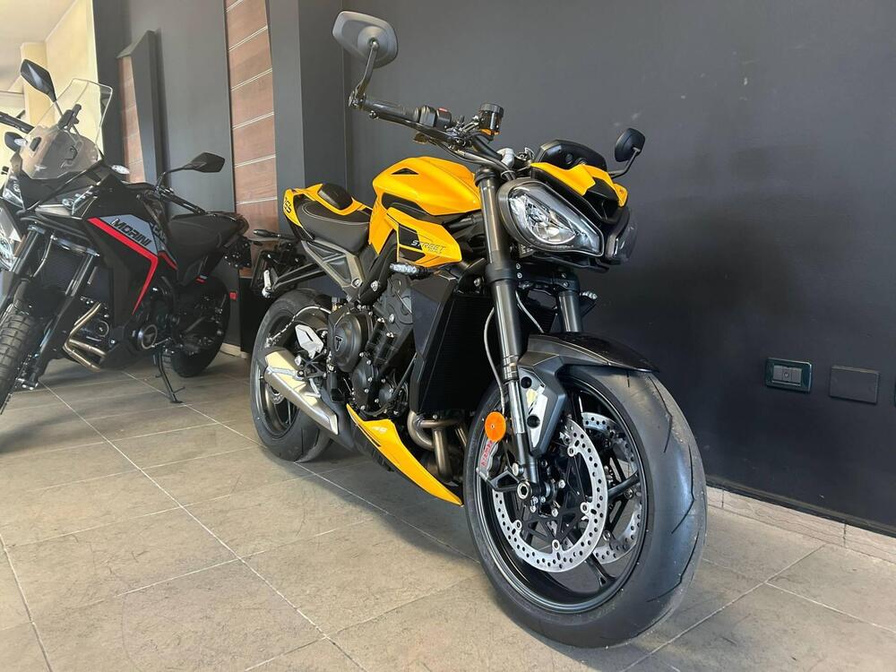 Triumph Street Triple 765 RS (2023 - 25) (3)