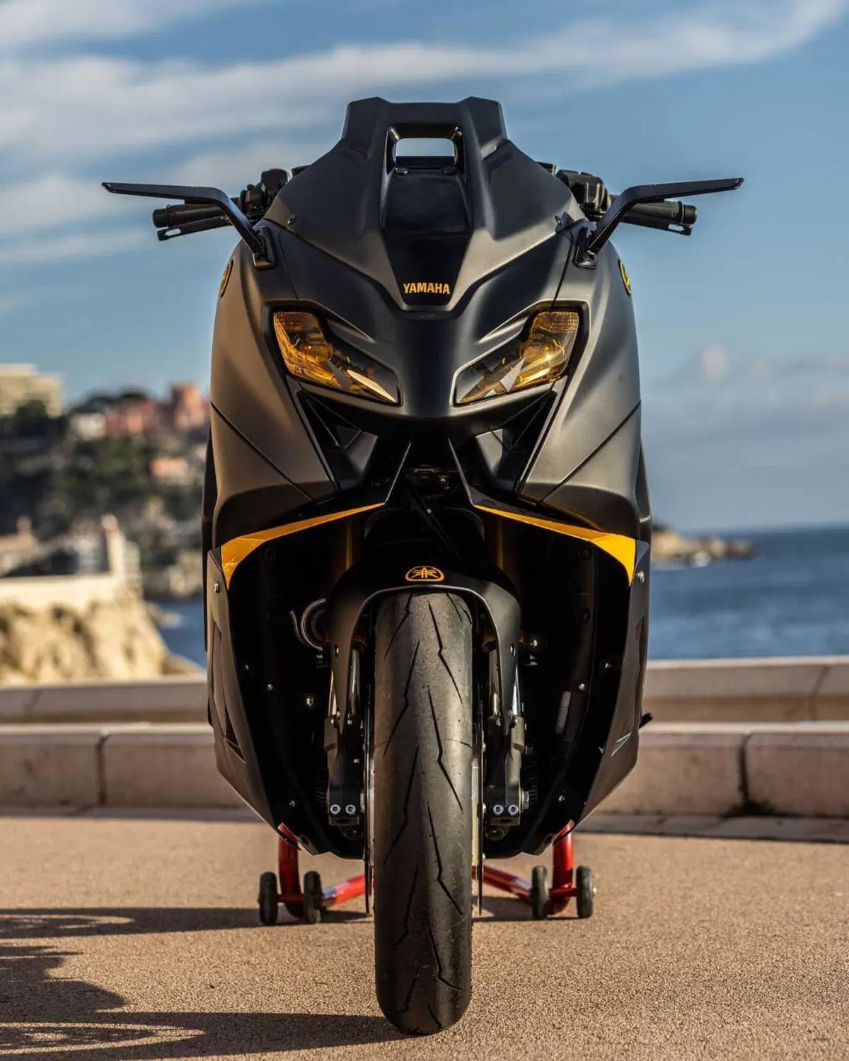 Yamaha Tmax XX: l'ultimo gioiello firmato Ortolani Customs (3)