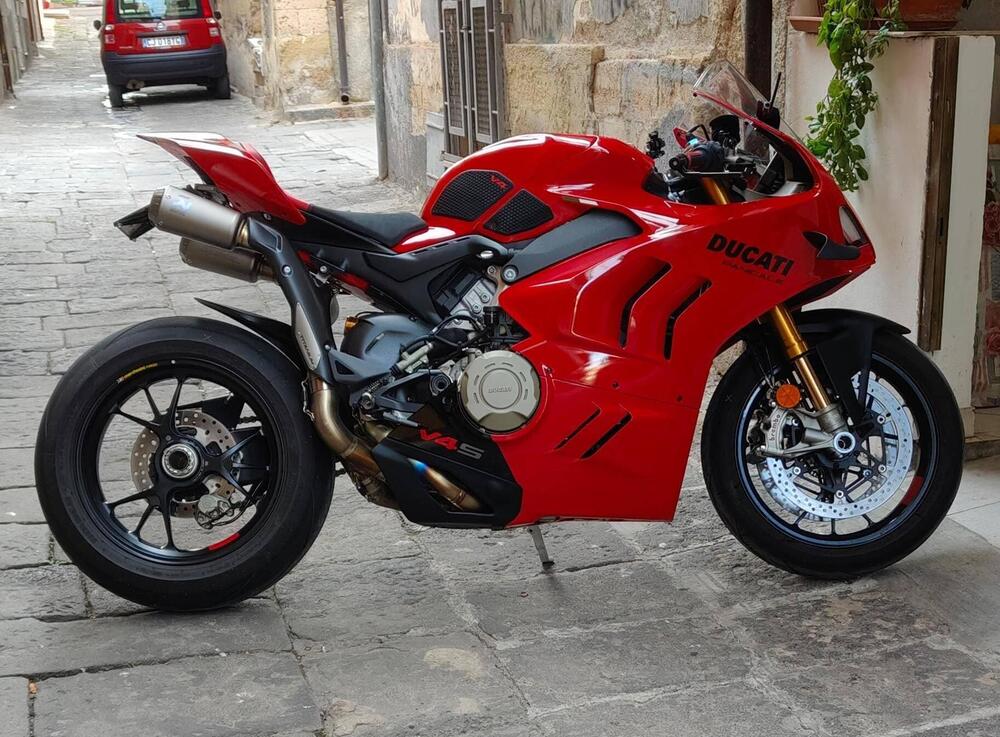 Ducati Panigale V4 S (2022 - 24) (2)