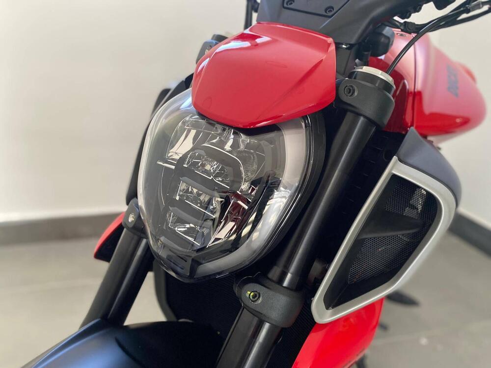 Ducati Diavel V4 (2023 - 25) (5)