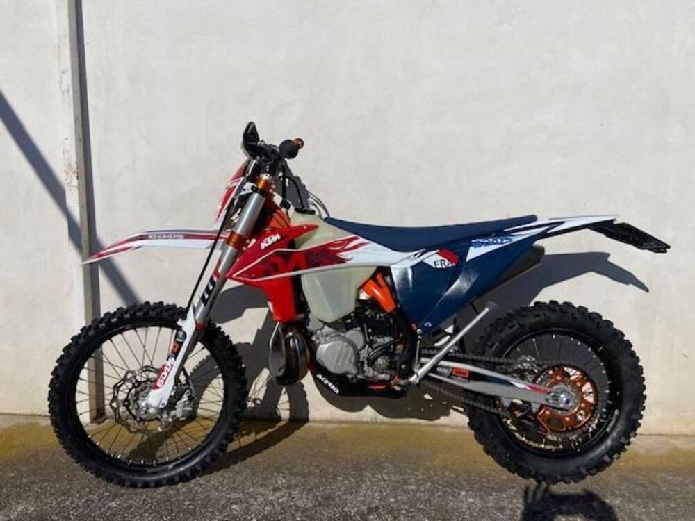 KTM 250 EXC TPI Six Days (2023) (2)