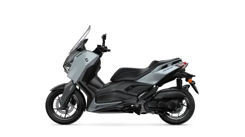 Yamaha X-Max 125 Tech Max (2025 - 26) (3)