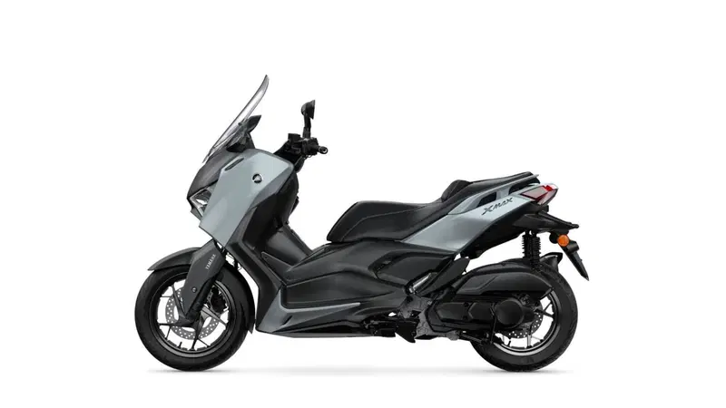 Yamaha X-Max 125 Tech Max+ (2025 - 26) (3)