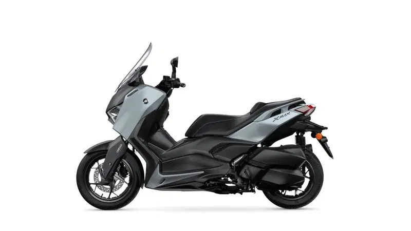 Yamaha X-Max 300 Tech Max (2025 - 26) (3)