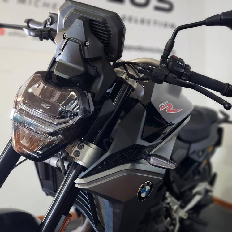 Bmw F 900 R (2021 - 24) (3)