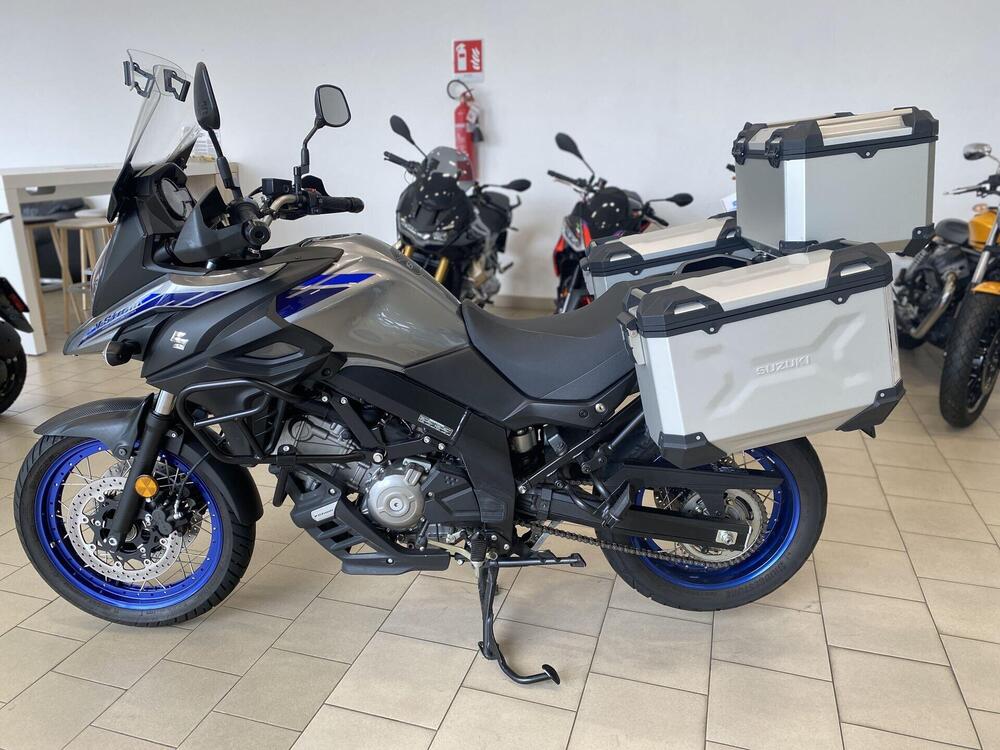 Suzuki V-Strom 650 (2021 - 25) (3)