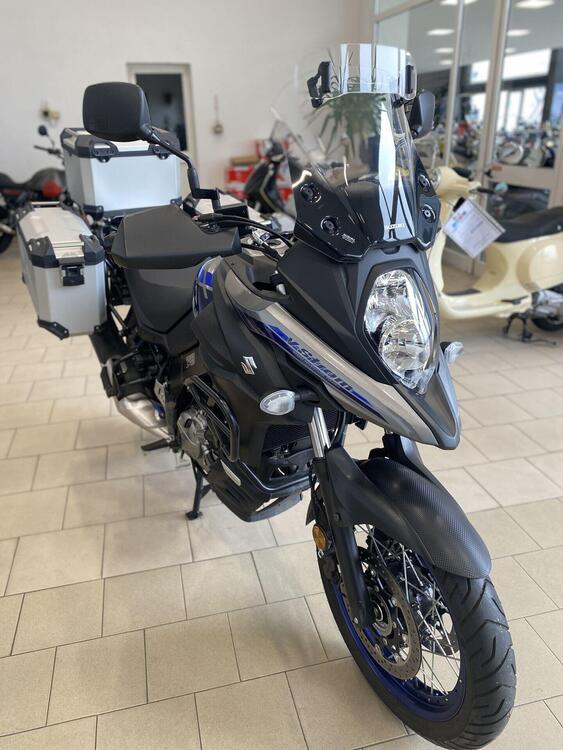 Suzuki V-Strom 650 (2021 - 25) (4)