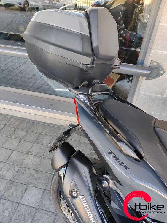 Yamaha T-Max 560 Tech Max (2022 - 24) (5)