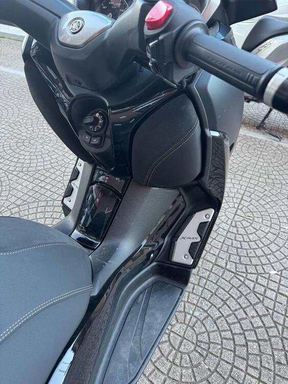 Yamaha X-Max 300 Tech Max (2021 - 24) (4)