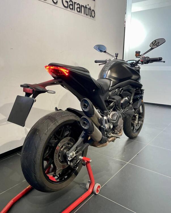 Ducati Monster 937 (2021 - 25) (4)