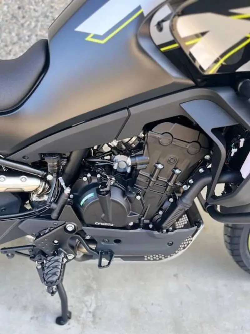 CFMOTO 800MT Explore (2023 - 26) (18)
