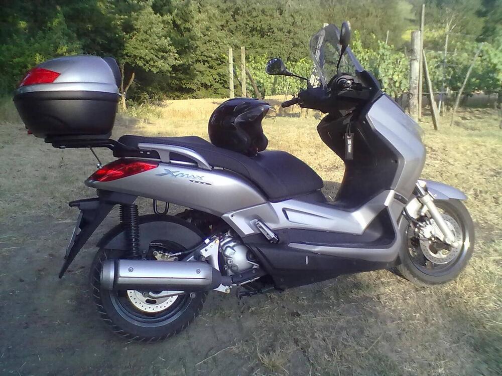 Yamaha X-Max 250 (2005 - 07) (2)