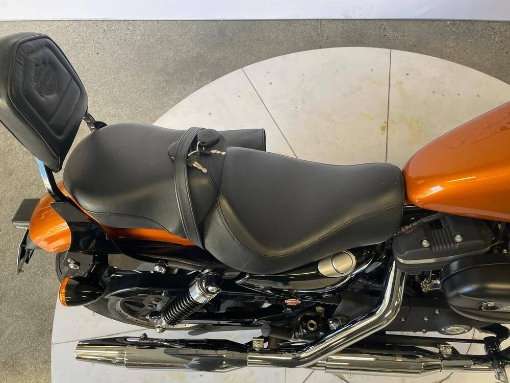 Harley-Davidson 883 Iron (2014 - 16) - XL 883N (4)