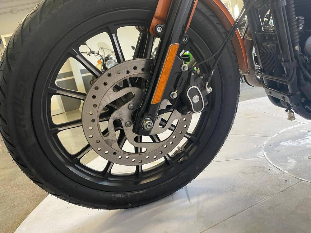 Harley-Davidson 883 Iron (2014 - 16) - XL 883N (5)