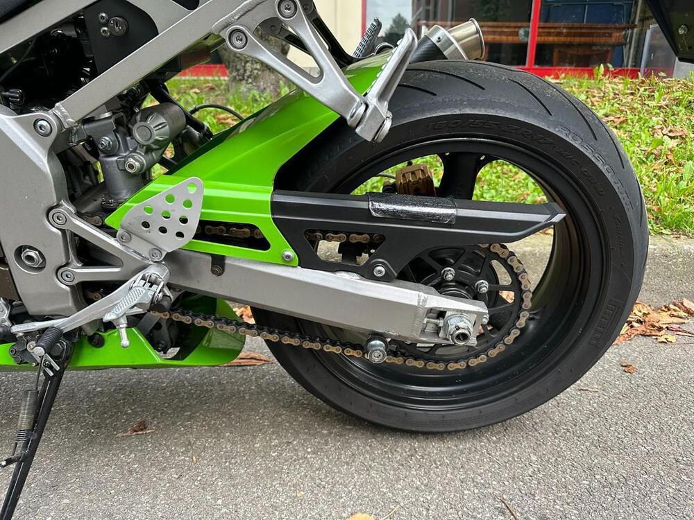 Kawasaki Ninja 636 ZX-6R (2002 - 03) (4)