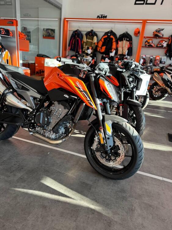 KTM 790 Duke L (2023 - 24) (2)