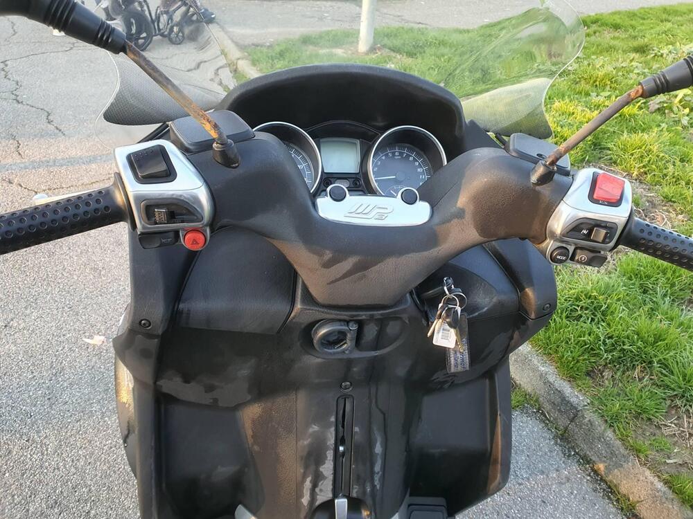 Piaggio MP3 300 (2010 - 11)