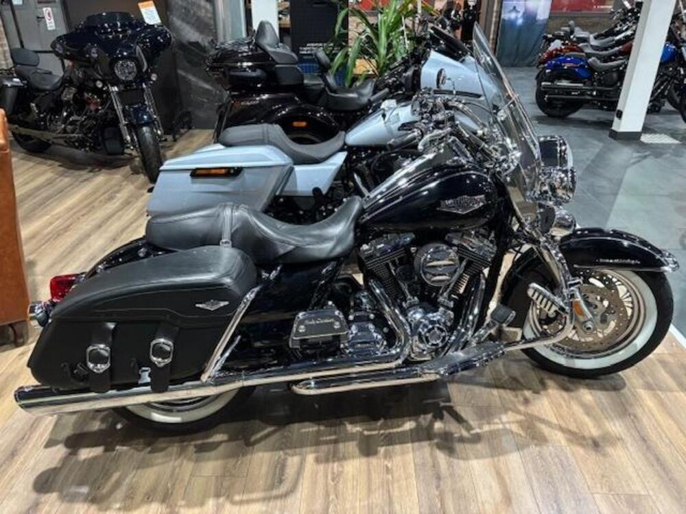 Harley-Davidson 1690 Road King (2013 - 16) - FLHR (2)