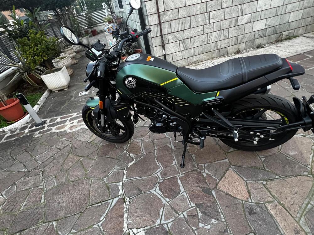 Benelli Leoncino 125 (2022 - 25) (4)