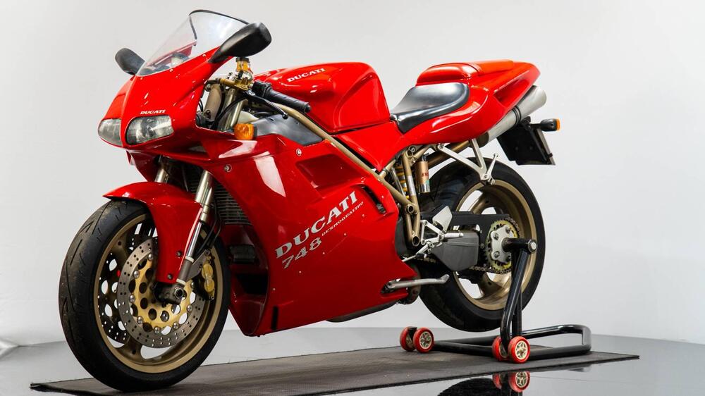 Ducati 748 S (1999 - 01) (3)