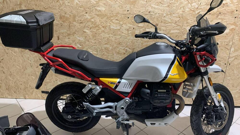 Moto Guzzi V85 TT (2019 - 20)