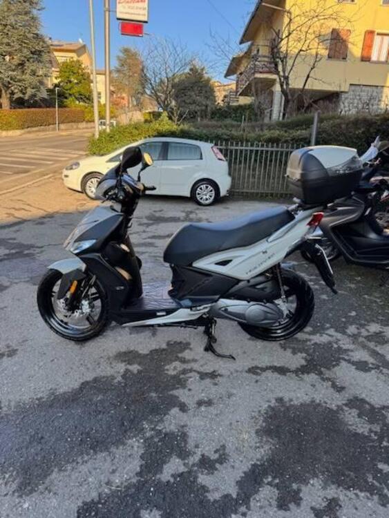 Kymco Agility 125 R16 + (2021 - 25) (2)