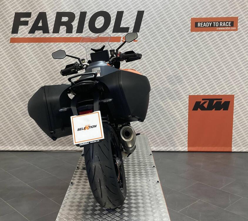 KTM 1290 Super Duke GT (2022 - 24) (4)