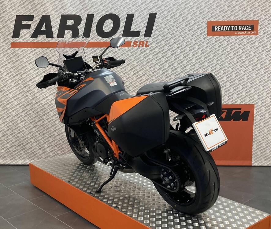 KTM 1290 Super Duke GT (2022 - 24) (5)