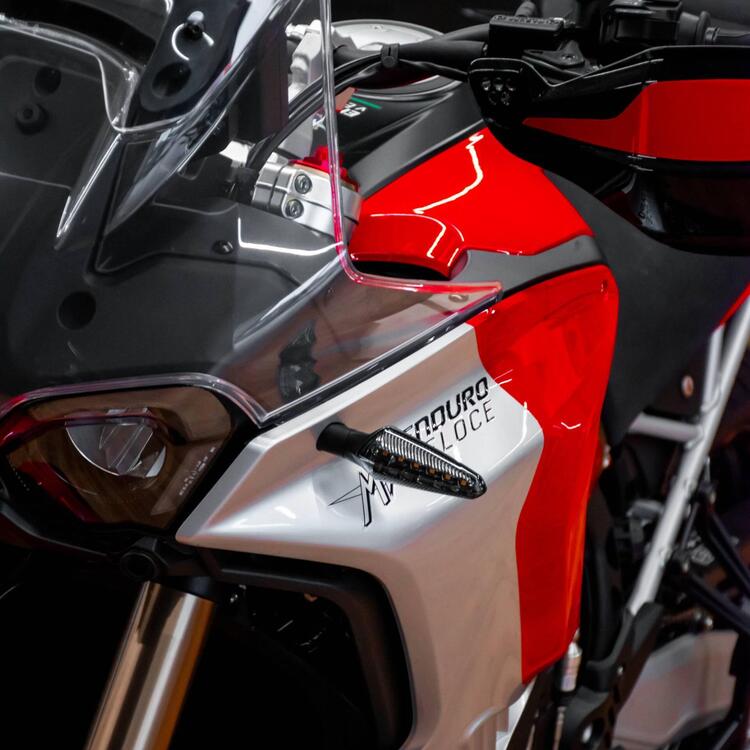 MV Agusta LXP Enduro Veloce (2024 - 25) (2)