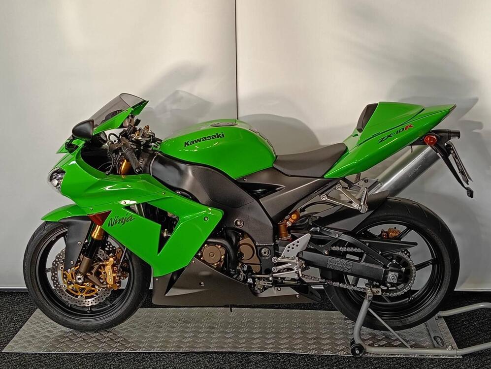 Kawasaki Ninja 1000 ZX-10R (2004 - 05) (2)