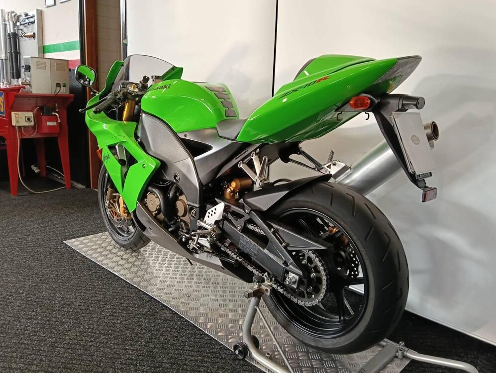 Kawasaki Ninja 1000 ZX-10R (2004 - 05) (5)