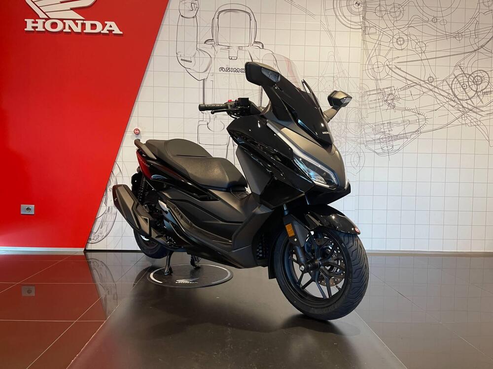 Honda Forza 350 (2025) (2)