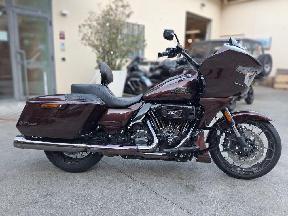 Harley-Davidson CVO Road Glide (2024)