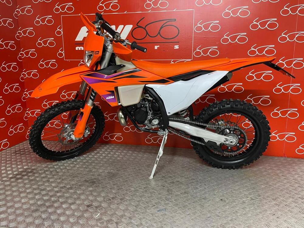 KTM 150 EXC TPI (2023) (3)