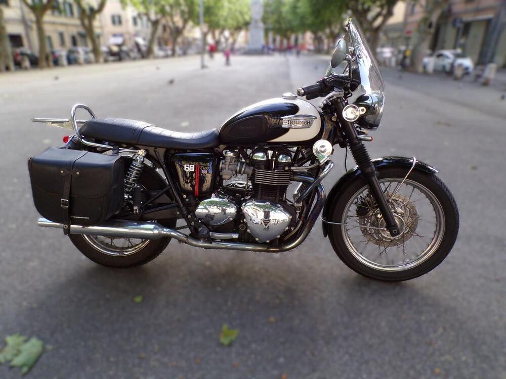 Triumph Bonneville T100 (2008 - 16) (5)