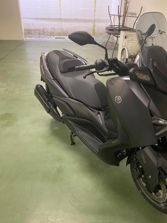 Yamaha X-Max 300 (2021 - 24) (4)