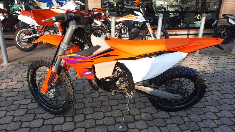 KTM 300 EXC TBI (2024) (3)