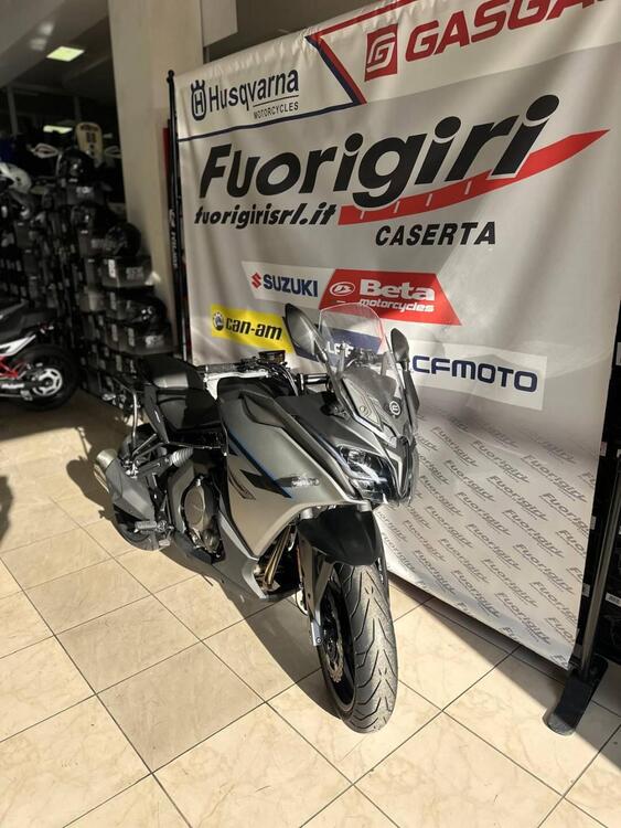 CFMOTO 650GT (2021 - 25) (2)