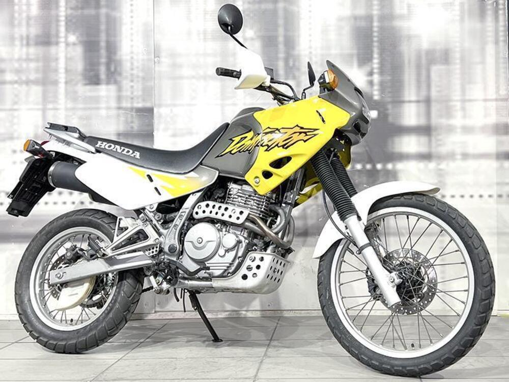 Honda NX 650 Dominator (1996 - 02)