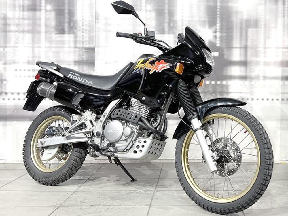 Honda NX 650 Dominator (1991 - 95)