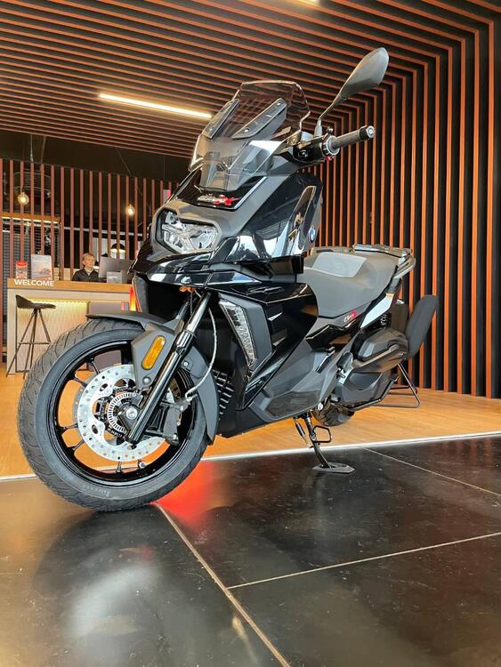 Bmw C 400 X (2025) (3)