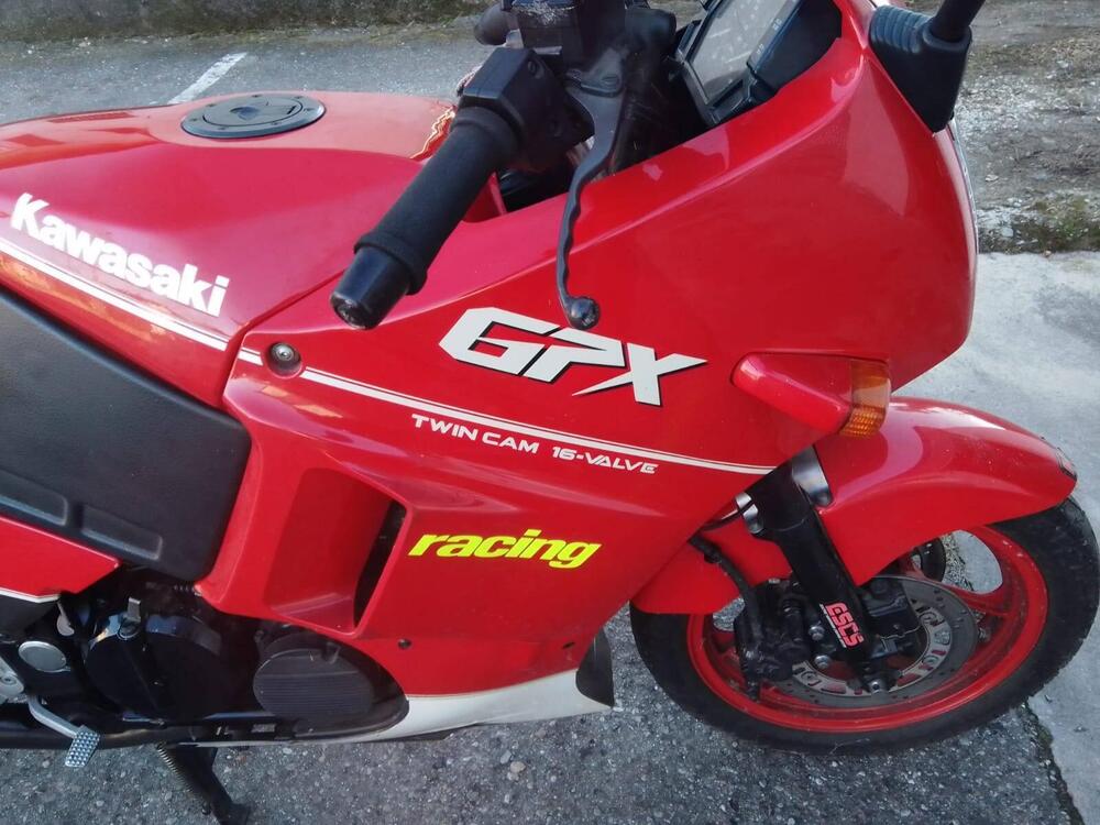 Kawasaki GPX 600 R (4)