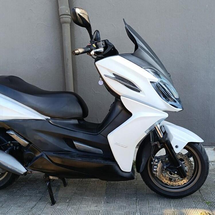 Kymco K-Xct 300i ABS (2012 - 17) (3)