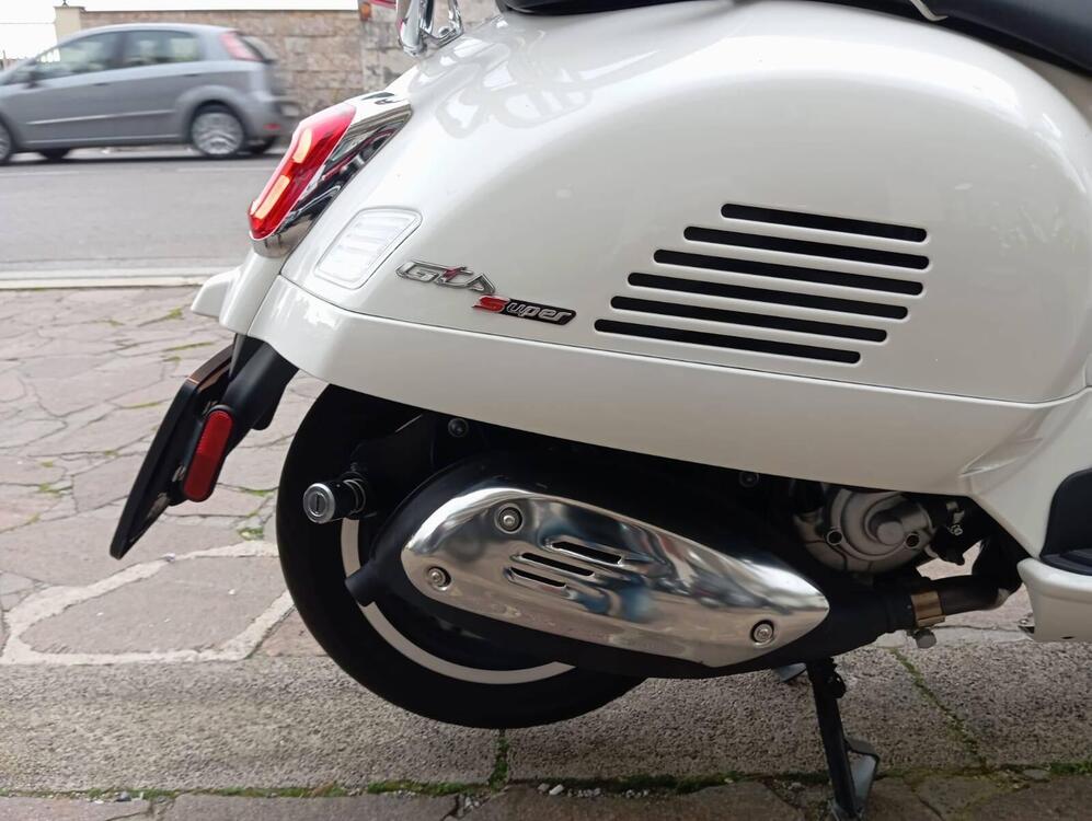 Vespa GTS 300 Super (2023 - 24) (3)