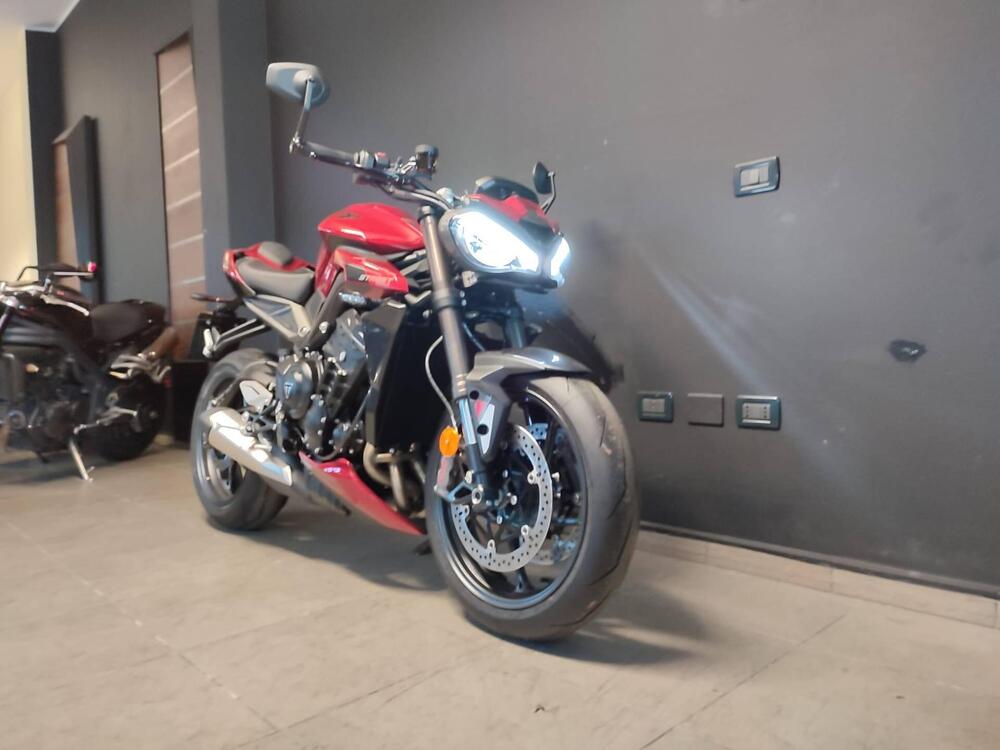 Triumph Street Triple 765 RS (2023 - 25) (4)