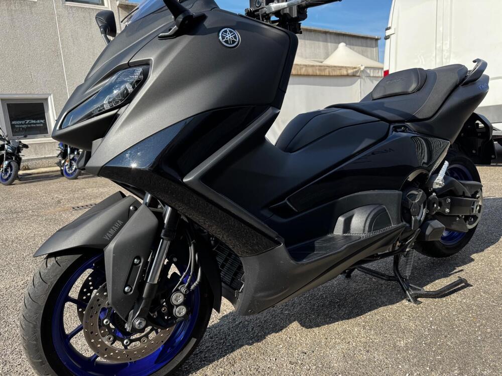 Yamaha T-Max 560 (2022 - 24) (3)