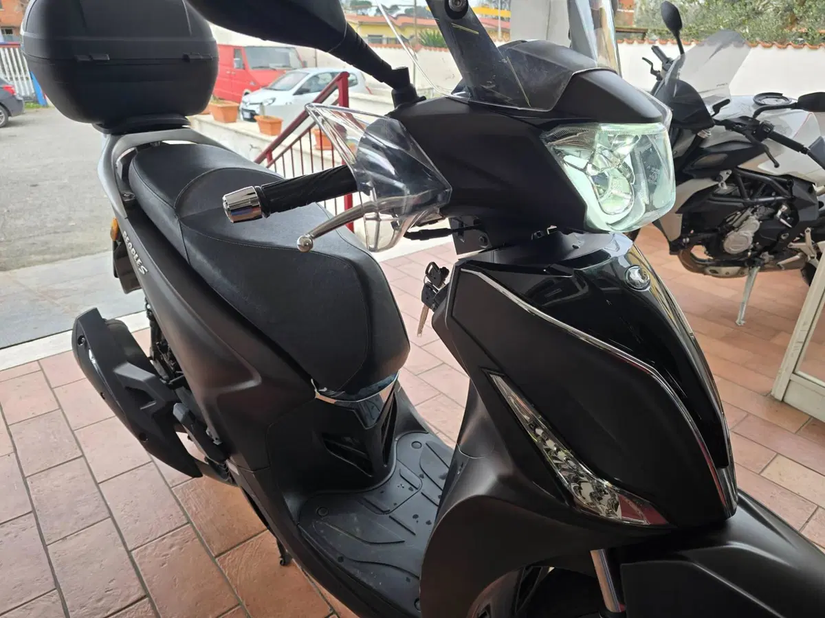 Kymco People 200i S (2021 - 26) (7)