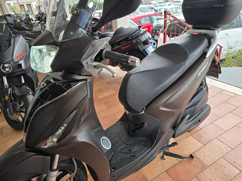 Kymco People 200i S (2021 - 26) (8)