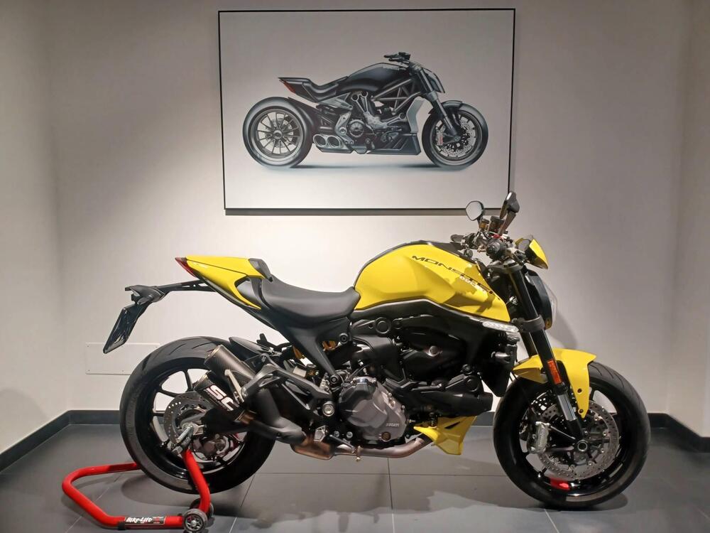 Ducati Monster 937 + (2021 - 25)