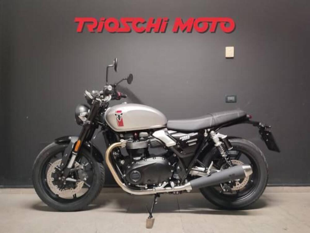 Triumph Speed Twin 900 (2025) (2)